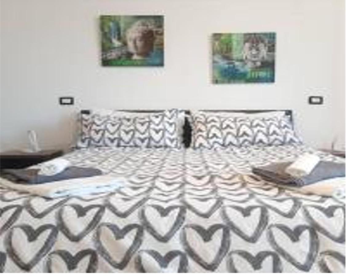 Bomboniera Sui Navigli Apartment มิลาน ภายนอก รูปภาพ